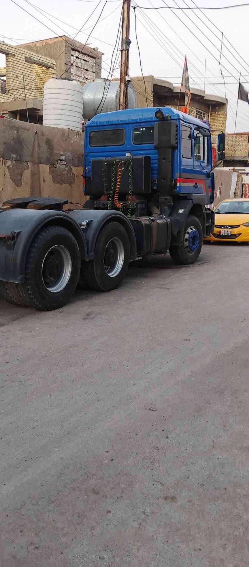 شاحنة • ٢٠٠١