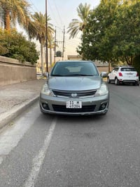 للبيع نيسان فيرسا  فول مواصفات  بصمه تشغيل  تحكم ستيرن  كروز سرعه  جام...