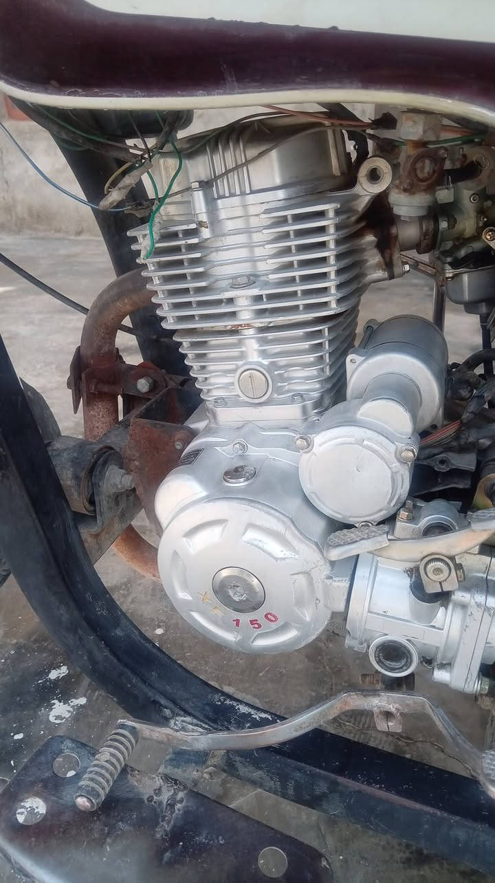 بسم الله الرحمن الرحيم 
السلام عليكم ورحمة الله وبركاتة 💕
ستوته ام الطير 🦅فحل فول ☝
نضافه خير من الله ♥ما بيهه خياس ☝🏻
ستوته مال شغل محرك بعده مشدو جديد ☝🏻فول 👆سلف كهربائية كله شغاله 😘 سعره 1100وبيهه مجال لطيبين 😍للستفسار ***********
