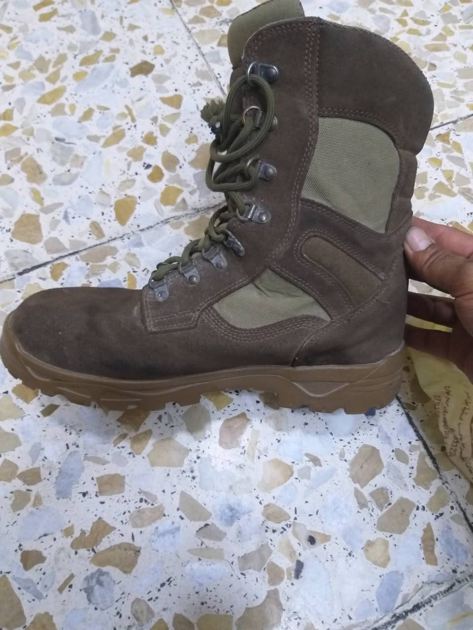 قياس ٤٥ 
مبطن اسباني اصلي 
نضيف جدا 
*********** مو اليه اليريد يخابر علا الرقم

