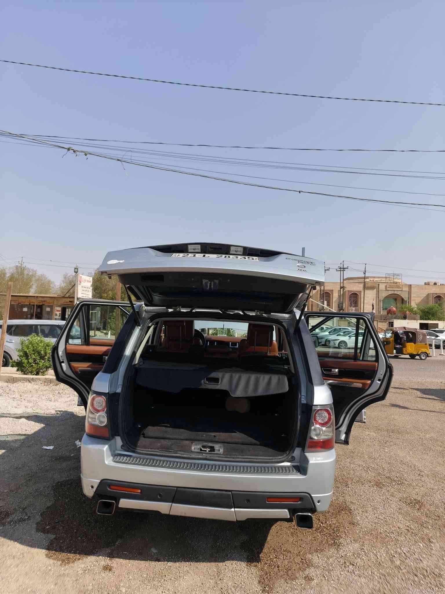 السلام عليكم رانج روفر سبورت رياضي فول موصفات  مديل 11
خليجي كفاله عامه 
محور مكينه وگير لگزز يم جبران الفيتر بالناصريه
بانزين عادي ماكو اي صرف بيها 
السياره جاهزه خير من الله 
زلغ مابيها شوفت عينك 
احله منل صوره 
شلعتها حلوه ترايك لربيل شرط 
رقم سليمانيه راعيها بغداد 
اتصل وتدلل 
مكاني بالعماره 

***********
علي
