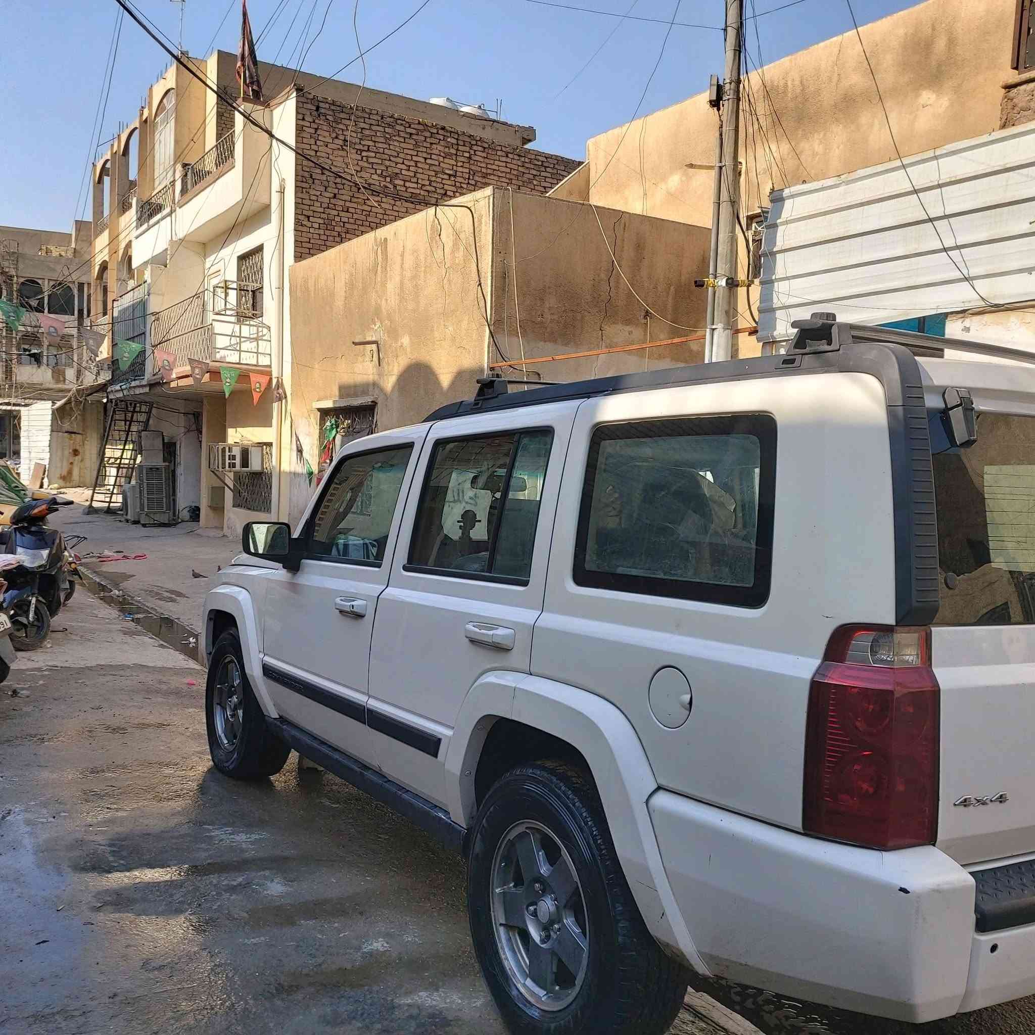 السلام عليكم جيب كومندر 2007 سبعه راكب كراسي كهربائيه ثلاثه فتحات بنوراما    مكينه 3700 6سلندر سياره جديده خير من الله  سياره كلين قطعه وحده  سعر السيارة 95  وبيها مجال  مكان السيارة بغداد جديده مقابل مدرسه الخليج العربي رقم ***********بس واتساب 
60879225077
