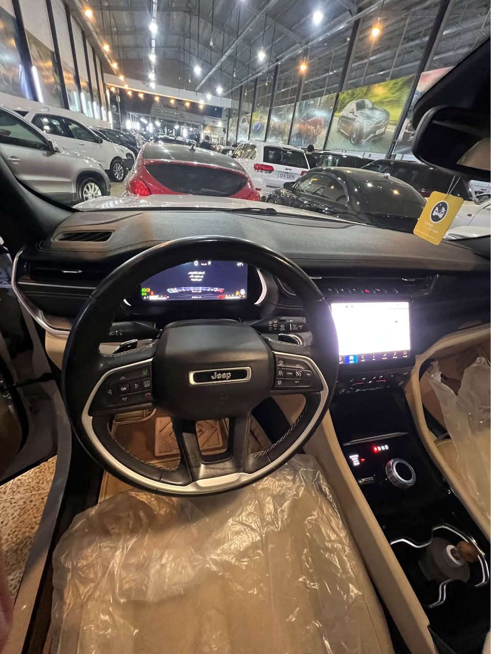 جيب٢٠٢٣خليجي 
مواسفات سيارة لمتد فول
سيارة دعامي لل دعامي مابي سبغ مابي بارد 
سيارة رسحة شخط بشرت 
٥راكب 
سيارة بس واحيد مكان سغير بي بارد 
باقي نقطة مابي
سيارة حيل حلوو 
گير محرك حدادية تبريت كلة بشرت 
سيارة ٢بسمة 
غراز مال شريكة كلة موجود 
***********عندي واتساب أربيل, العراق
