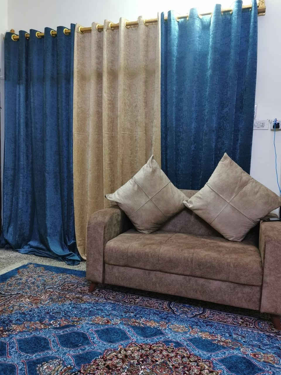 كنبة • بغداد • قابل تفاوض