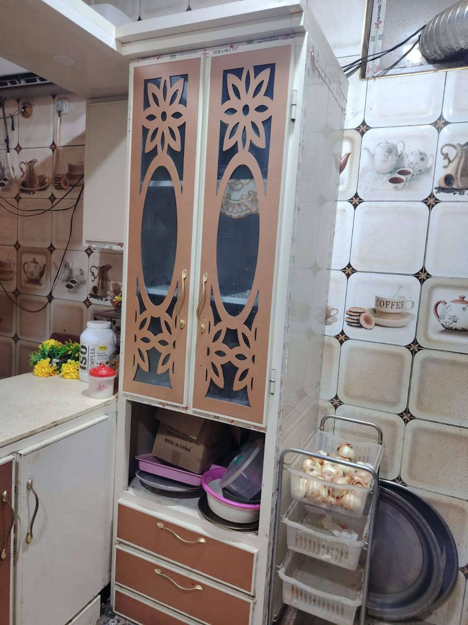كاونتر مستعمل للبيع ٨ قطع اخو الجديد كله مرمر واضح بصوره
السعر خاص الناصريه حي اريدو 
***********
