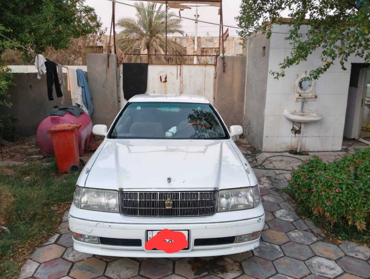 راس الثور للبيع رقم بصره مداور ثاني يوم 
السياره مكفوله من الكص ولعيب الشرعي والصوليات مكينه ففيتي 2500 مكينه كير حداديه السياره جاهزه غرفه جديده 

 والباقي كفاله 

السعر 80 وبيه مجال حك الجيه مكان السياره ذي قار شطره *********** التبريد مو شغال
