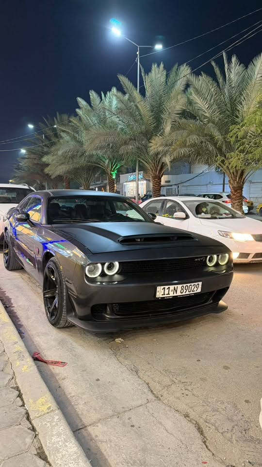للبيع جالنجر موديل ٢٠١٩سياره جاهزه على اخر حبايه حداديه مكينه كير كفاله
ماشيه83

السعر ١٣٥وبيه مجال 
*********** 
مكاني بغداد الكاظمية
