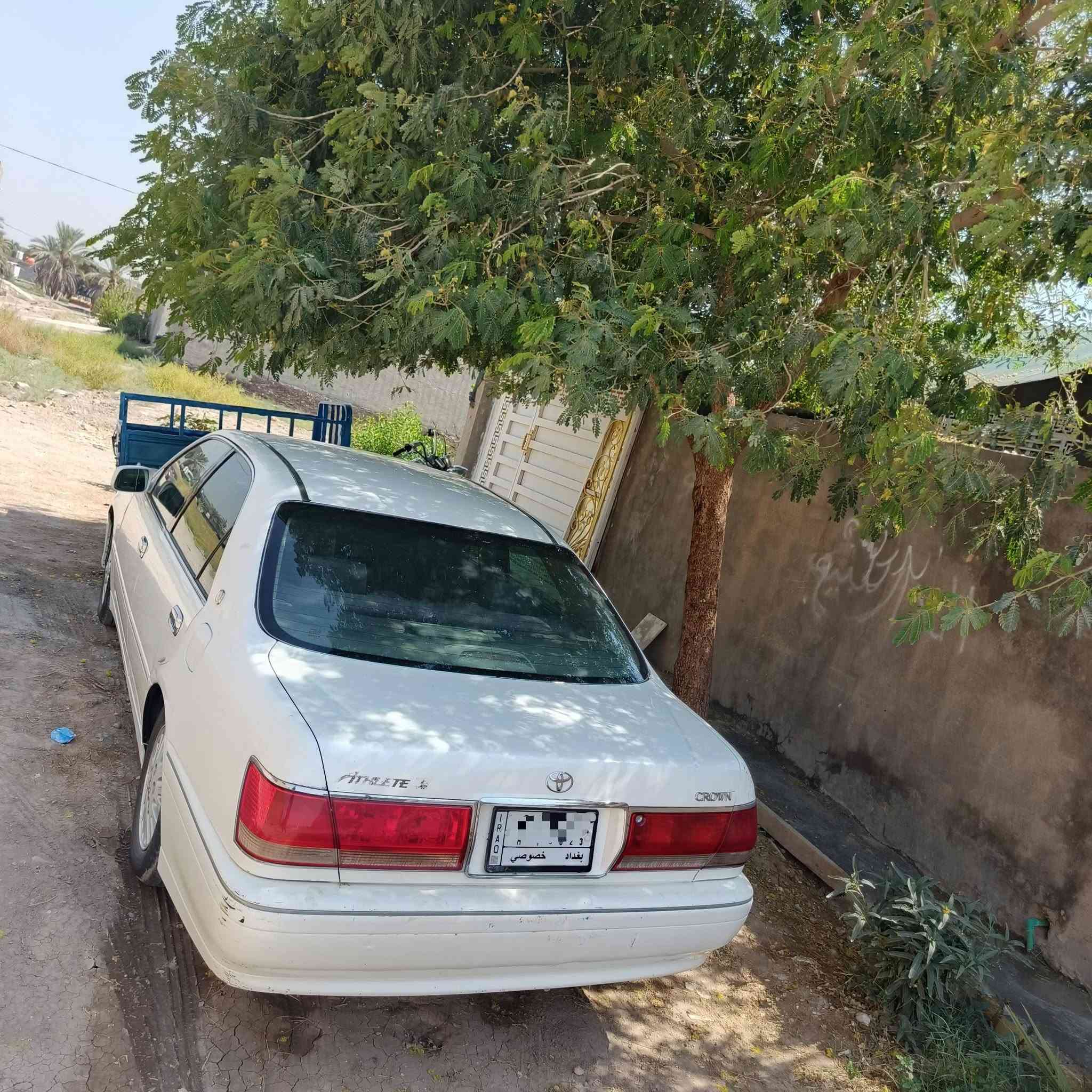 ادوات ادوات بدون ارقام بدون سنوية ملكة جنون جاهزة بدون اي نقص .. دكمتين 
كصة جنطة. 
محرك D4 الكبير 
كير.. فول 
تبريد فول 
عظم مرتب نظيف جدا 
نصبة حلوه ومرتبة 
حدادية فول 
دهن جديد اصلي. 
غرفة نظفية اصل شركة 
كهربائيات شغالة 
سبير اصلي ما نازل. 
شاصي جديد بدون خياس 
السيارة محفوظة وماطالعة مسجلة كمرك وقرص كمرك. ابيع ادوات السعر، ( 28 $ ) وبيهه مجال قليل ( ***********) اتصال سيم كارت فقط. المكان بابل الحلة.
