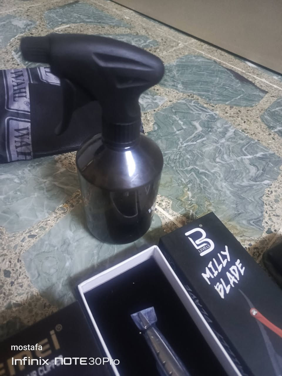 سلام عليكم
شباب شباب عندي هاي الغراض للبيع كامل كلهم شلع

السعر125 وبيهم مجال

***********

نص مكتوب في الصور:
- mostafa Infinix NOTE 30 Pro
- mostafa
- Infinix NOTE 30 Pro
- Infinix NOTE 30Pro
- mostafa Infinix NOTE 30Pro