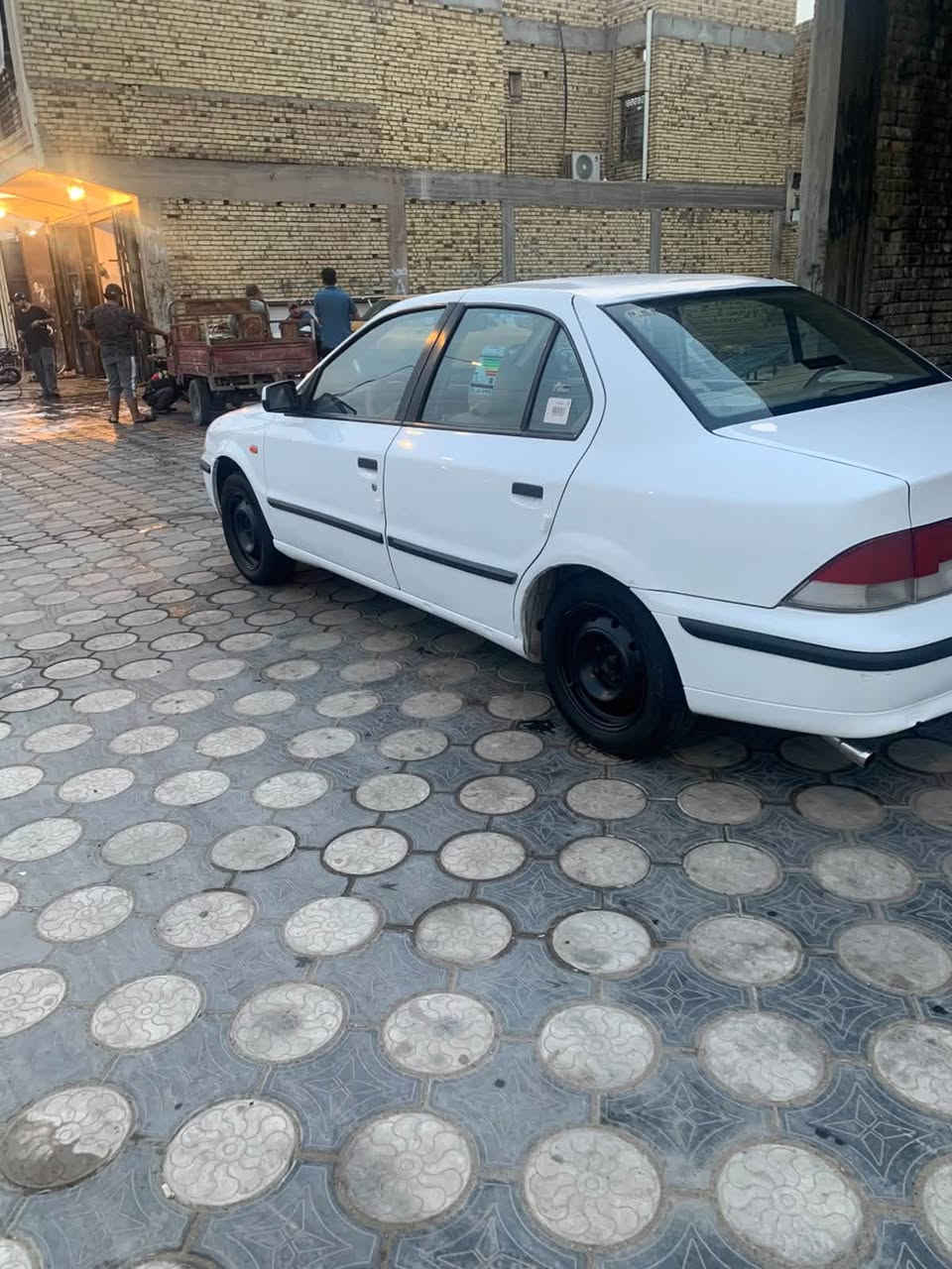سلام وعليكم سمند موديل ٢٠١١ سيارة كلش نضيفة وجاهزة من كلشي مكينة كير حدادية خير من الله تبريد ثلج غرفتهة نضيفة دوشمة  
لاستفسار الاتصال☎️ ***********
