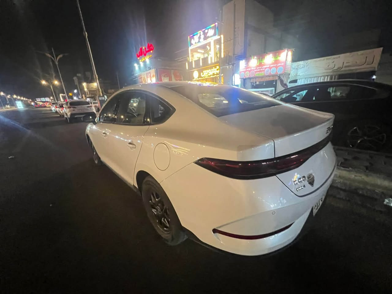 الطيبين السلام عليكم 
كن بلاص للبيع ماشيه 14 الف الكلي داخل ابيض 
رقم بغداد مكاني كربلاء 
السعر 18800
 ***********
خابرني وتدلل
