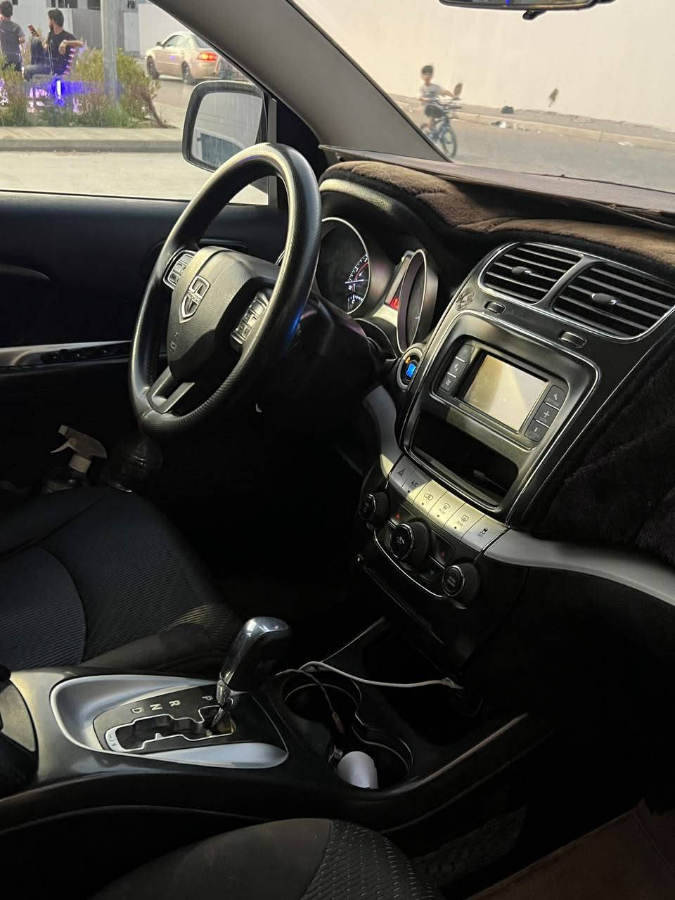 جورني 2012 sxt v6 3600 للبيع او مراوس بكوري السعر 90 وبيها مجال كير مكينه حداديه تبريد ثلج بصمه شاشة تخم تاير جواهة ترايك وين متريد رقم بصرة انكليزي بأسمي ثاني يوم تحويل مصفرة غرامات السياره جاهزة ع اخر حبايه بيها قطع صبغ ابيعك حزام
العنوان سماوة 
***********
