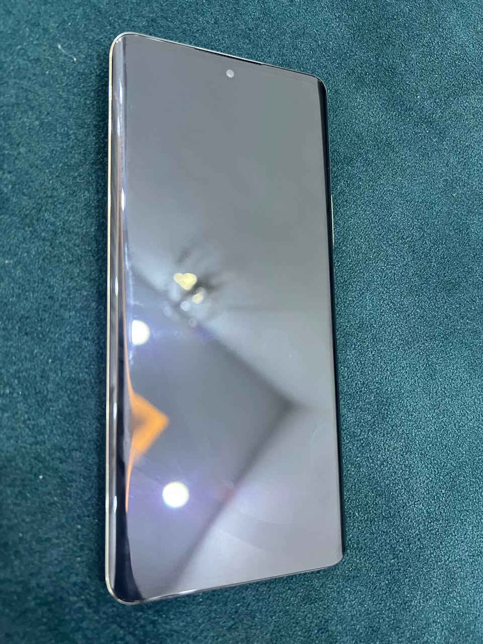 سلام عليكم للبيع فقط مستعجل عل بيعته 🆕
ريلمي 12 برو بلاص 5G اعله فئه جهاز يخبل بل استخدام وسريع 
ذاكره 512 ✅
رام 12+12 ✅
كامرته قويه كلش زوم بعيد حيل ✅
بوبجي 120 فريم ✅
كله عل بلاد جهاز شرط فحص ✅
فقط مبدل ايسي مال شحن ✅
سعره 350 وبي مجال بسيط 
مكاني كركوك 
***********
