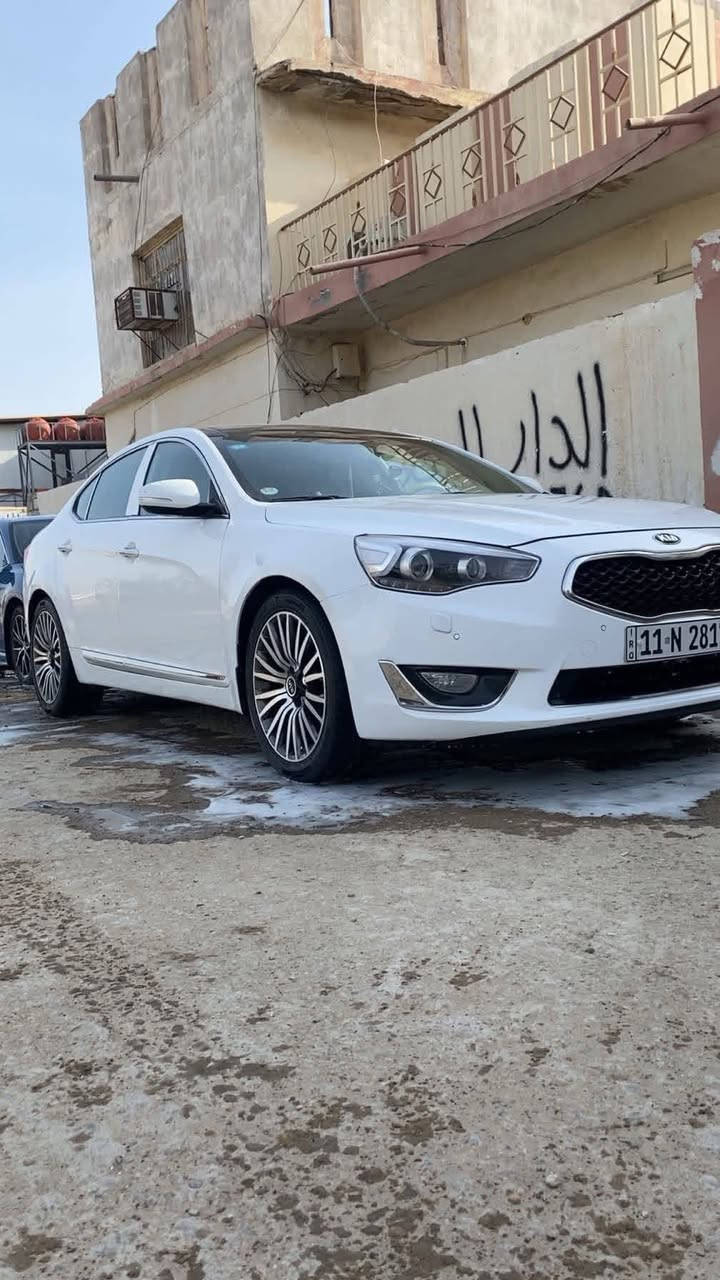 السلام عليكم
Kia Cadenza/2016 ✈️👌🏻

ماشيه:150 حقيقي 

السياره فول 1/1 

رقم بغداد الجديد تحويل مباشر 

🏳️المواصفات🏳️

1_بصمة دخول+ بصمة ابواب

2_يدات نيكل

3_مري شفط

4_أشاره في المري

5_ترحيب عند الأقتراب

6_كامره خلفيه

7_حساسات أمامي+خلفي

8_تحكمات ستيرن جهتين

9_شاشة اعطال

10_لد امامي ليلي نهاري

11_ويل كروم

12_كشنات جلد+ كشن السائق ولراكب كهرباء

13_خزن ميموري

14_برده خلفيه كهرباء

15_شفتات ستيرن

16_نضام صوتي Infinity

17_مري قلاب ويه الـ R

السياره بيها صبغ الجاملغ 
الايمن بدون فتح بدون لغود 

السعر 150وبيها مجال

للأستفسار الاتصال على 

***********

العنوان الديوانية حي الجامعة
