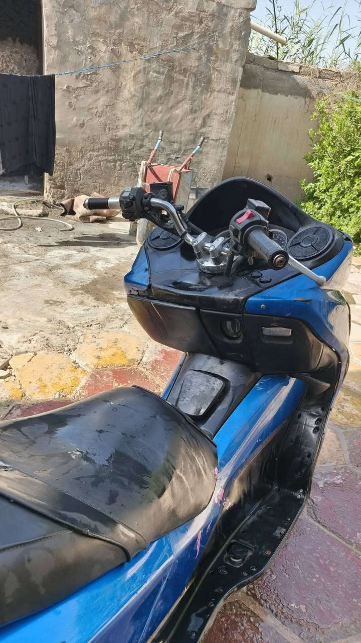 يالله للبيع فورزه 010
دراجه حلوه وجاهزه كير مكينه كهربائيات
مكينه لا تدخين ولا تنقيص
عوزه ترايش وجاملغ امامي فقط
ناصريه مركز  السعر 750 وبيها مجال بسيط
***********

