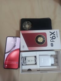 هونر X9d • ٢٥٦/١٢+١٢ رام • بطارية ٨٣٠٠