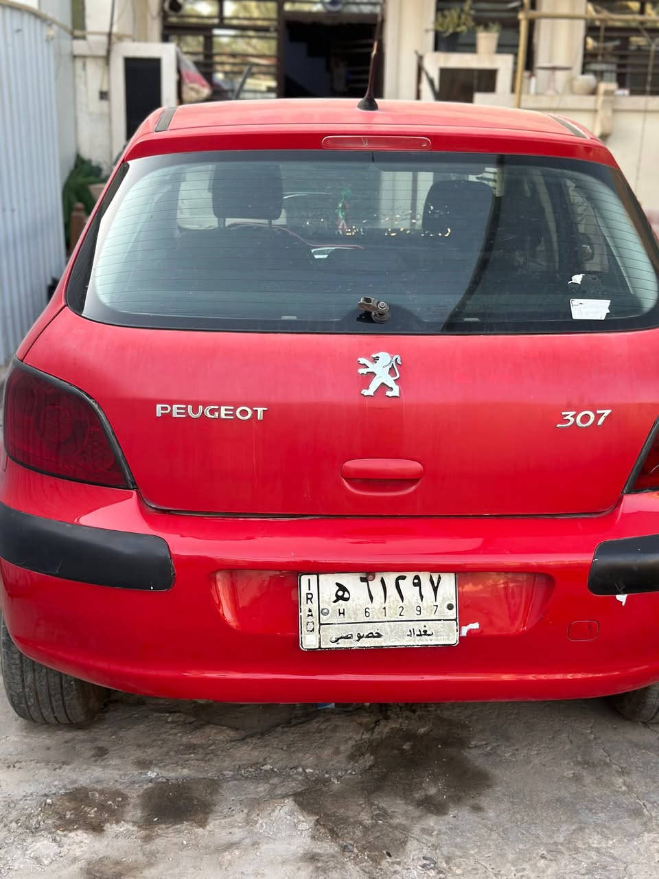 السلام وعليكم بيجو فرنسي 307 موديل 2006 سياره محور كير ومكينه كورلا  رقم بغداد للبيع ب43 وبيها مجال ***********
