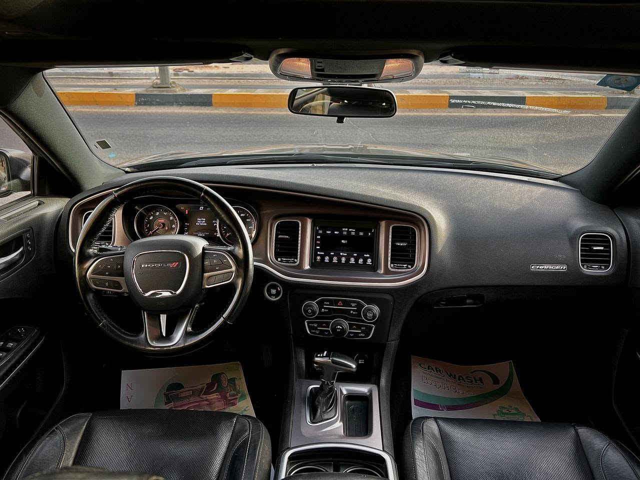 درج جارجر فول مواصفات 

فئه. : SXT PLUS 2 فول مواصفات 
الموديل : 2022 . (امريكي) . 
المحرك : . V6.  3.6L . 
العداد : 72 الف مايل

*مكفوله بدون حادث 
كفاله عامه من كلشي 
 
المواصفات :
* فتحه سقف سلايد
* تو ويل درايف
* انظمه قياده 
* دبل بصمه 2 
* كاميرا خلفية دواره
* المصابيح الأمامية زنون .
* كشافات الضباب زنون 
* دخول ذكي. 
* تشغيل عن بعد .
* شاشه كبيره نفكيشن
* كشنات الداخلية من الجلد 
* مقاعد السائق كهربائي مع الراكب 
* المقاعد الأمامية تدفئة  وتبريد 
الخلفية تدفئة 
* خزن مقعد السائق ميموري 3 وضعيات
* حساسات خلفي 
* تبريد امامي خلفي 
* تدفئة ستيرن . 
* سستم صوت
* بلوتوث تلفون . 
* محدد سرعة .  
 * حساس ب مري 
.
.. بعد بيه هواي مواصات 
* رقم بغداد جديد
* دخول جديد 
للاستفسار / ***********
المكان / بغداد الحريه بغداد, العراق
