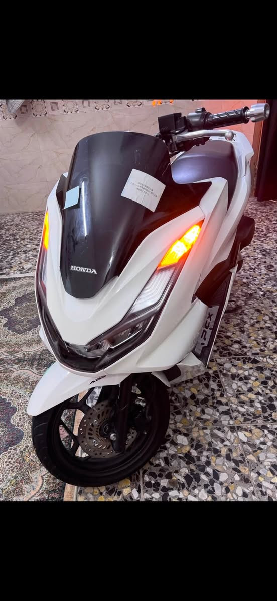 سلام عليكم PCX جيل الرابع ياباني
كفاله عامه كفر ومكينه نازله من وليد الياباني
ماشيه 34k✅
بصمتين ✅
وصل المعرض والعدة وكل كتلوكات اليابان موجوده بيهة
وبعد هيه نضافة الدراجه تسولف والي يريد فيديو توضيحي يراسلني واتساب 
وشرط الضمان✅
السعر 23 ونص وبيه مجال حك الجيه مكاني الامين الثانيه
شراي اتصل ***********
