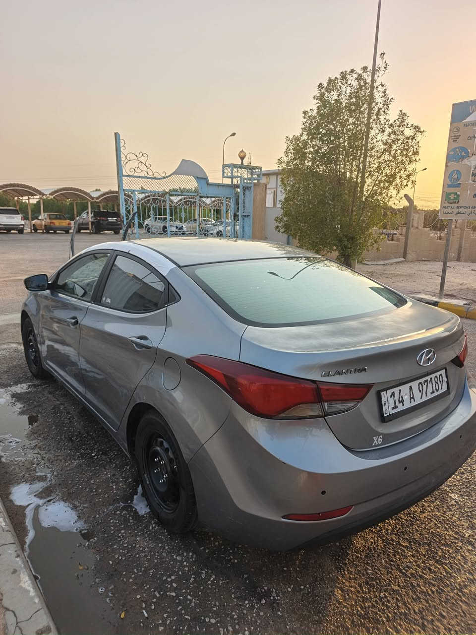 النترا 2015 خليجي
مكان السيارة بصرة
بنيد مبدل وطخات خفيفات بالجاملقات
السيارة بأسمي تحويل ثاني يوم
السعر 85 
***********
