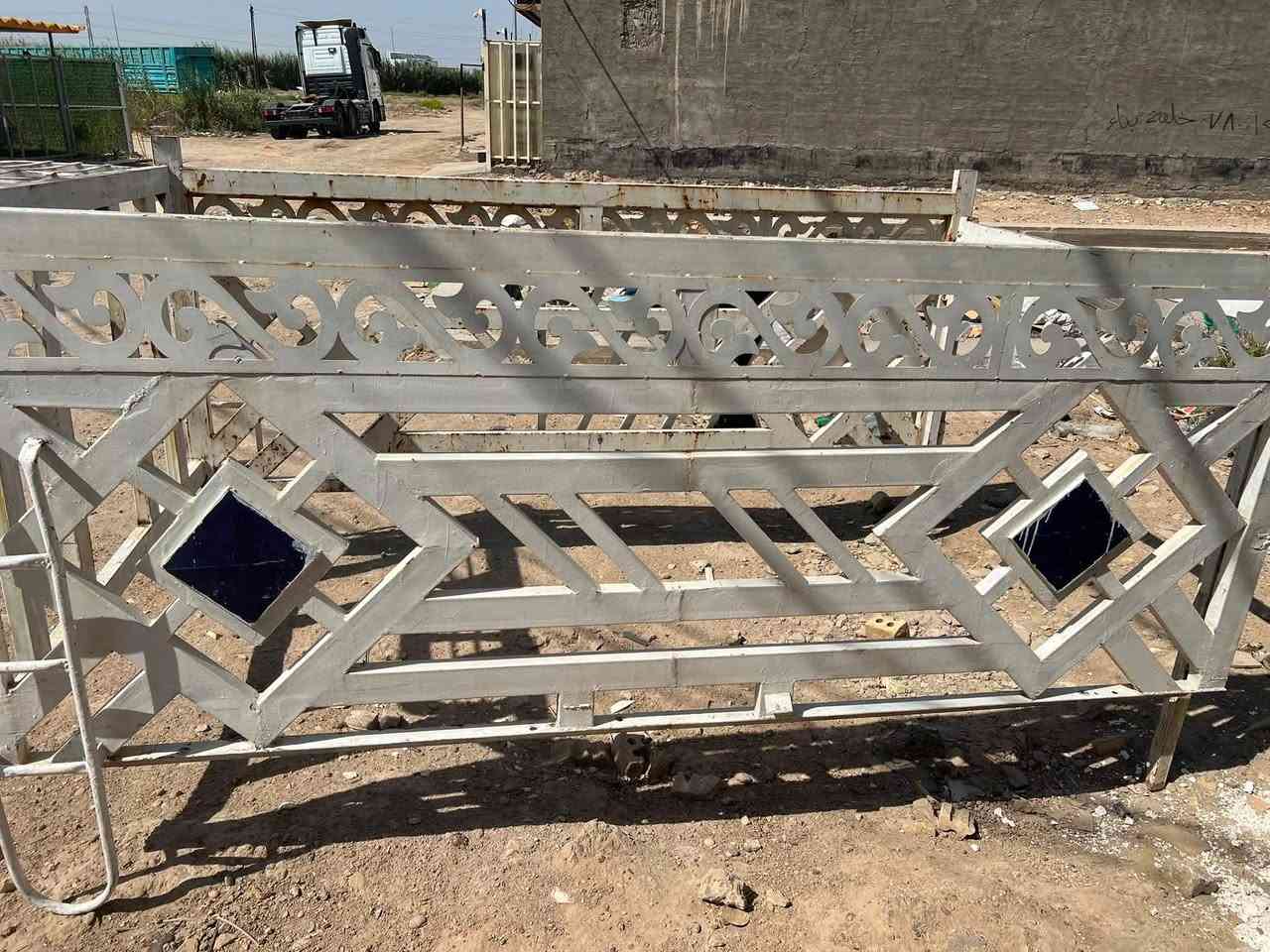 سلام عليكم محجر كيه عموشه 2700نضيف. حديد مليمين السعر ٣٧٥ و بي مجال مستعجل عل بيعه عنوان بغداد أبو غريب *********** 
***********
