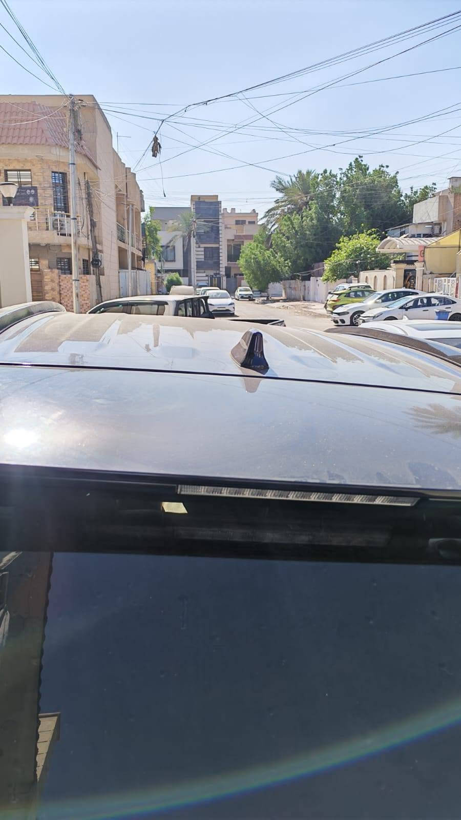 السلام عليكم للبيع راف فور موديل 2024 فئة Xle فول الفول الاخير  مواصفات ماشيه 50 ميل وارد أمريكي الحادث من امريكا موضح بالصورة .
المواصفات //
بصمة @@فتحة @@صندوك كهرباء @@ شاشة كبيرة @@بلاجكتور كشاف@@داخل لونين@@ رادار @@تحديد مسار@@
السيارة جديدة جدأ وجاهزة مابيه اي نقص
رقم اربيل الجديد 210$ وبيه مجال
للاتصال ***********  *********** بغداد, العراق
