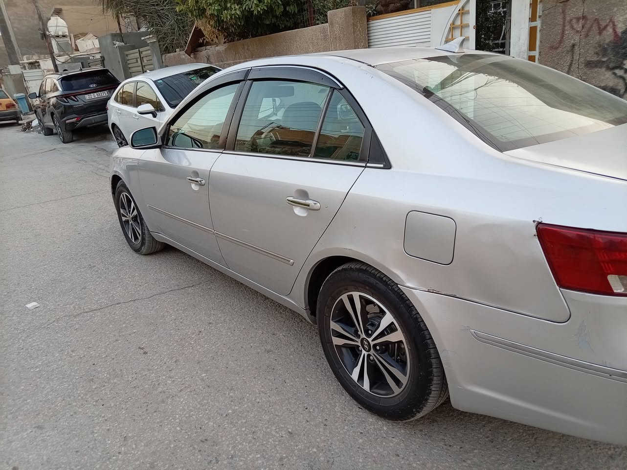 السلام عليكم سوناتا وارد امريكي موديل ٢٠٠٩ فول لمتد فتحة  كشنات جلد كشن كهرباء تدفئة بلكشن تبريد شاشة منظومة تبريد جديدة  حادثها قبق جنطة تبديل والباقي ليبل واحد وبلعراق جاملغ خلفي جهة عكس السابق صبغ بدون دواخل لغد وشاصي وكير ومكينة كلة مكفول رقم وهزة جديدة رقم بغداد مكان السيارة بغداد دورة السعر (٧٩) وبيهة مجال (***********) الرقم بي وتساب
