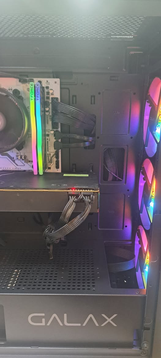 كيس تجميعة العاب 

المعالج ryzen 5 5500

الرام  t force ddr4 16gb 3200mhz

المذربورد  m.b b450 machine

كرت الشاشة rx vega 64 8gb

الكرت اقوى من كرت 2060

الهاردات. ssd 120   had 1 tb

البورسبلاي  cooler master gx 750w

الكيس منصب بي ٣٠ لعبة

سعر الكيس ٦٥٠ الف 

بغداد شارع الصناعة 

لايوجد توصيل رقمي ***********
