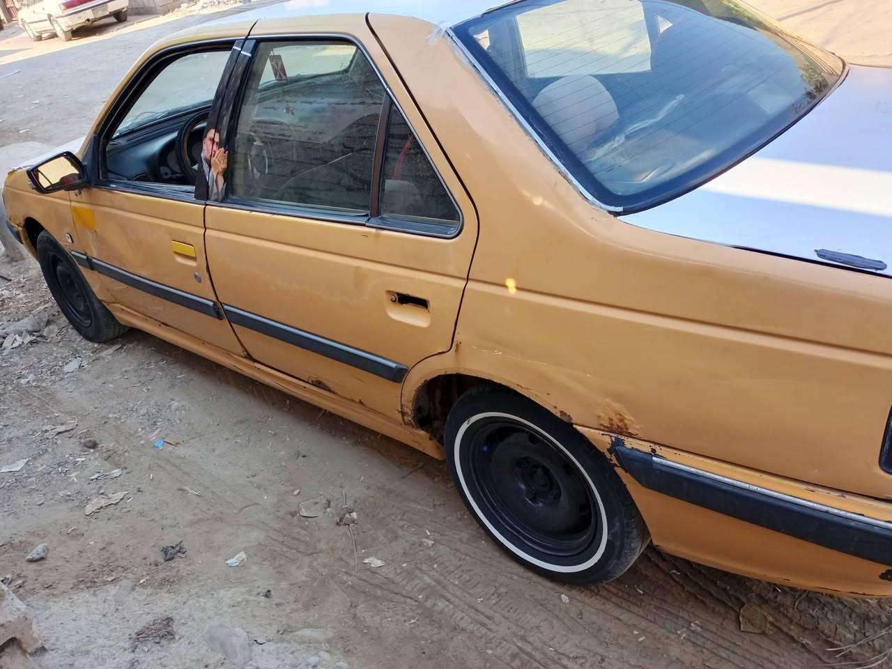 بيجو باص لبيع موديل 11 مكينه وكير مكفولات ناعمه تخبل ترايك وين مايعجبك داخلها حلو كهربئيات كلها شغاله عالي ناصي سياره حلوه وخير من الله تحويل مباشر مصفره هيئه وغرامه كشرها كدام عينك بي شويه تلحيضات رقم مثنى مكاني السياره صلاح الدين قضاء بلد ***********خاص واتساب اتصال موجود السعر 14 ورقه
