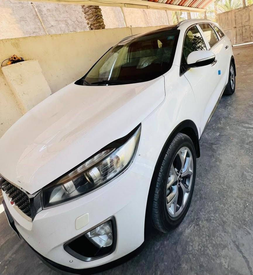 🚗 كيا سورنتو 2017 (كويتي - فول مواصفات 1/1)
المواصفات:
 المحرك: 6 سلندر
 السعة: 7 راكب
 الرقم: بغداد دولي (تحويل مباشر)
 الحالة العامة: السيارة مكفولة من الحادث، تحتوي على بارد قليل جداً إثر شخوط فقط.
 السيارة جاهزة وبدون أي نقص.
 السعر: 185$
 الموقع: كربلاء المقدسة
📞 للتواصل والاستفسار (اتصال / واتساب):
***********
