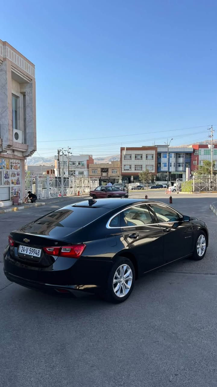 تلفون ***********
شوفرليت ماليبو ٢٠٢٥
سعر ١٠٥ ورقه مجال بسيط
جاملخ بونت صبوخ بدون دواخل راديتر بلادي
ارباك استرين و دكمه سيستم 
مواصفاتLTبصمه شغال شاشه ايباد كاميره لايت زينون ويل كروم رادار تحكم استيرن تحديد سرعه بريك كهرباء تبريد مركزي دبل گير ٥٨ الف ميل ماشي
سياره ب اسمي تحويل وكاله غرامات ب شرط 
گير محرك رادار حجر گزوز ب شرط
