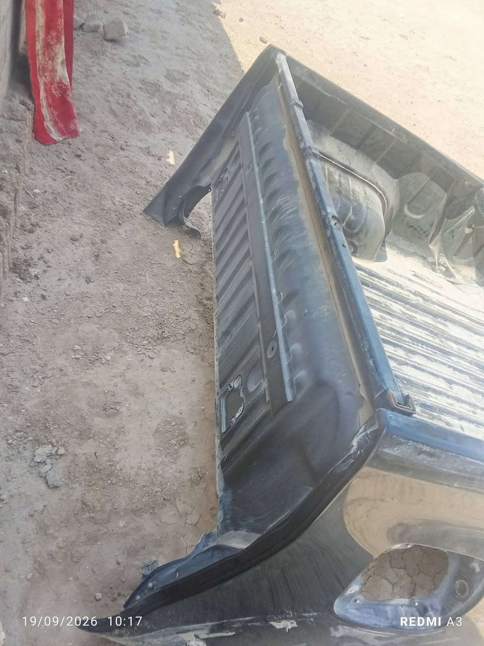 السلام عليكم لبيع بدي مال تيوته  23 بي بس هاي الضربه الي موضحه بل صوره الستفسار عله الرقم ***********

نص مكتوب في الصور:
- 19/09/2026 10:18 REDMI A3
- 19/09/2026 10:18
- REDMI A3
- 19/09/2026 10:17 REDMI A3