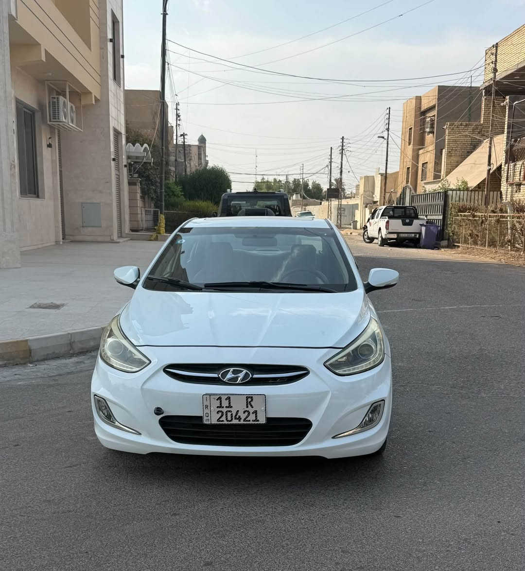السلام عليكم
اكسنت 2016 خليجي
محرك 1600 دوش
كير at 
تبريد ثلج ❄️ 
صدر امامي جديد
صدر خلفي جديد
ماشيه 117km
تخم تاير جديد
فتحة سقف
نظام Eco
لايت زنون
اشاره بالمري
تحكمات ستيرن 
شاشه وكامره 
السياره فول ماعده البصمه
السياره حلوه ونضيف
بيها صبغ دوس وشويه بالباب
السونار داخل المنشور 
السعر 102وبيها مجال قليل 
البياع او تقاطع درويش
***********
