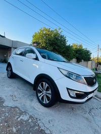 بيع مستعجل سبورتج موديل 2011 خليجيه مكفوله بيها بارد خفيف مواصفات فول ...