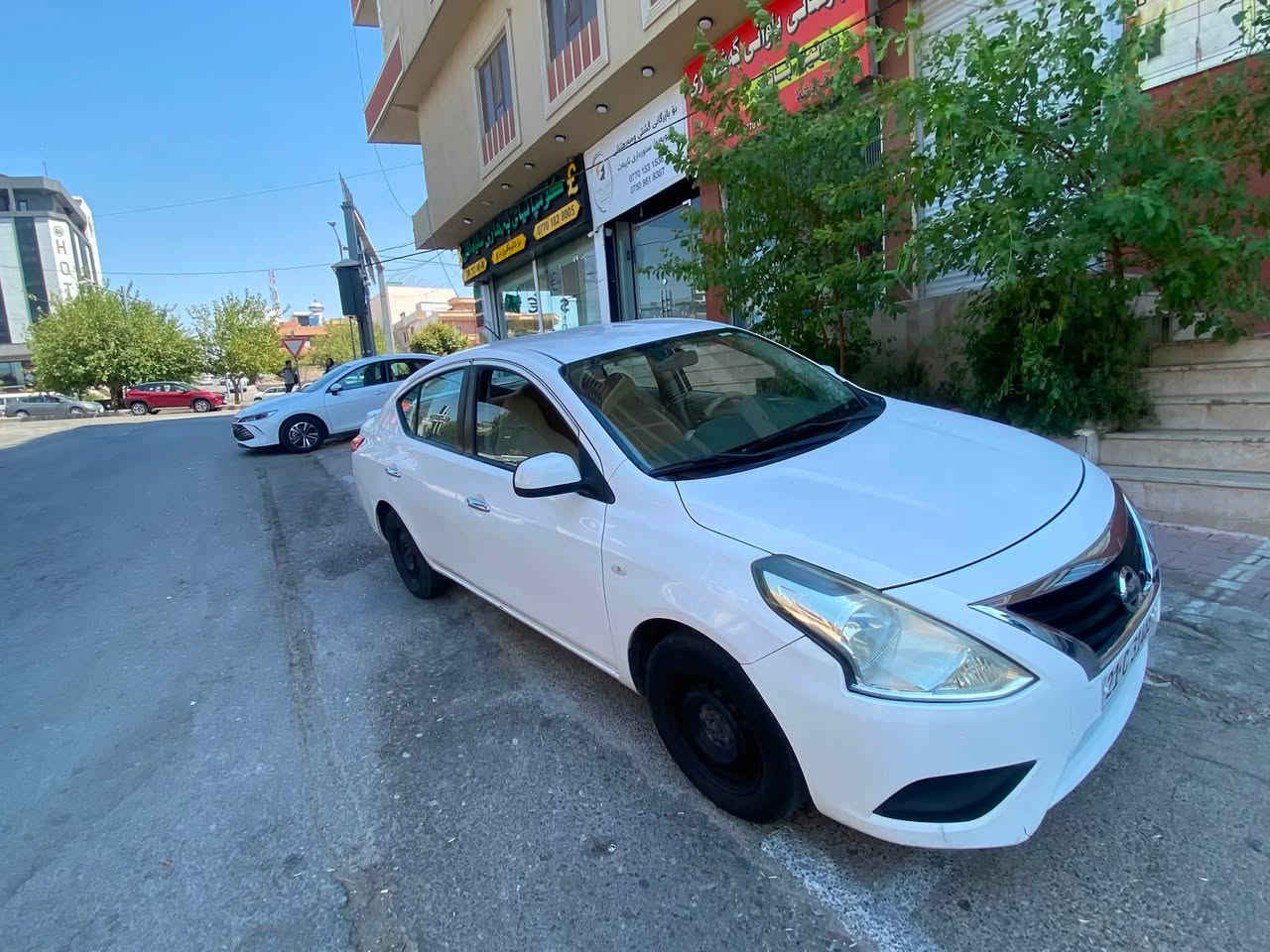 نیسان سەنی لاکشمیبای هندی 
ئۆتۆماتیک ٢٠٢٠ ڕەقەم سلێمانی ١٠٧ هەزار ڕۆیشتووە
٢بۆ٣ شوێن ساردی هەیە، بێ بۆیاغە
مواسەفات
ئایبیئێس بێ خلیسکان
ئاوێنەی کارەبایی
ناوکرێمی
سەنەوی تازە رەقەم ئینگلیزی
سەنەوی و فەحسی ساڵانە تازەیە
بە شەرتی غەرامە و تەحویل

نرخی 98 گەڵا و معامەلە

***********
***********
کۆرەک واتساپی لەسەرە

نيسان صني لاكشميباي هندي
اوتوماتك 2020 رقم سليمانية
107الف ماشية
2-3 مكان بارد بدون صبغ
ايبي ايس مانع تزحلق
داخل كريمي
مراية كهربائي
سنوية و الهزة جديدة
 رقم انكليزي و شرط التحويل والغرامة

السعر 98 ورقة و مجال
والمعالة على الارقام فوك
واتس اب موجود على رقم الكورك
