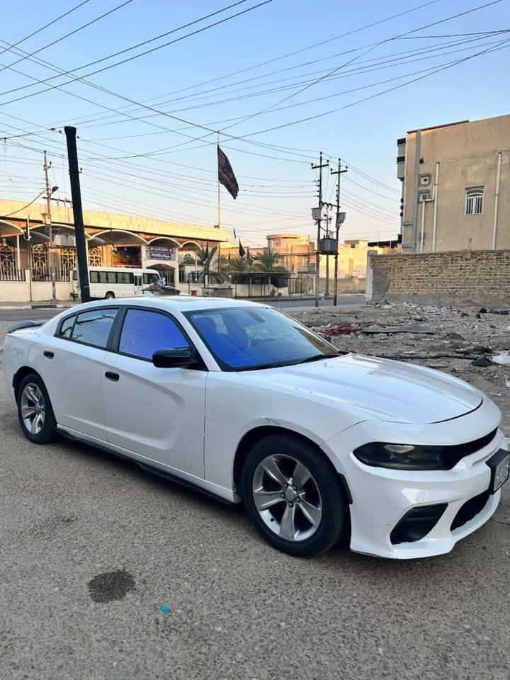 سلام عليكم جارجر 2018sxt plus فول فتحه شفتات شاشه كبيره السياره حادثها بسيط بدون ارباك بيها بلعراق باب تبديل وباب صبغ وجاملق الايمن كلير فقط من امريكا بدون اي داخل اكفل دواخلها كلهن وسياره بلاد ماشيه 93مايل رقم بغداد مراوس فقط بشي اقل مكاني بصره مكاني بصرة ***********
