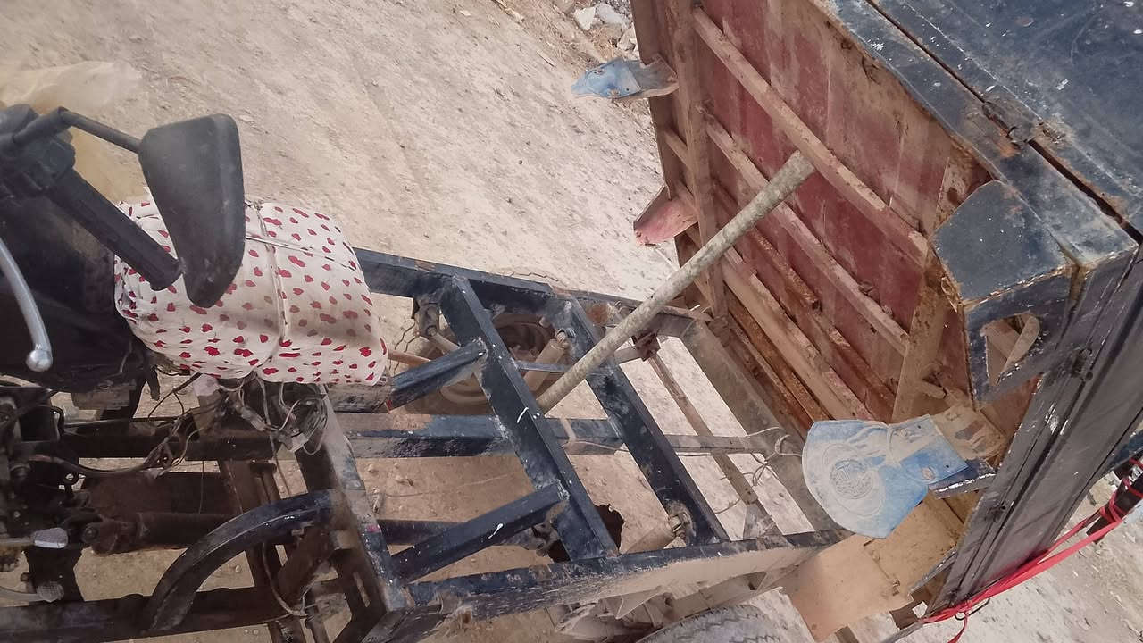 سلام عليكم بيع مستعجل ستوته كلشي ما بيها ترايك للبصره مال شغل شواصي وركبه شرط محرك شرط سعر 530وبيها مجال المو شراي لا يعلق يرحم والديكم/***********
