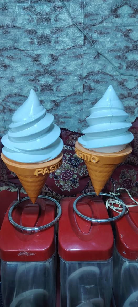 مجسمات آيس كريم • ديكور • للبيع