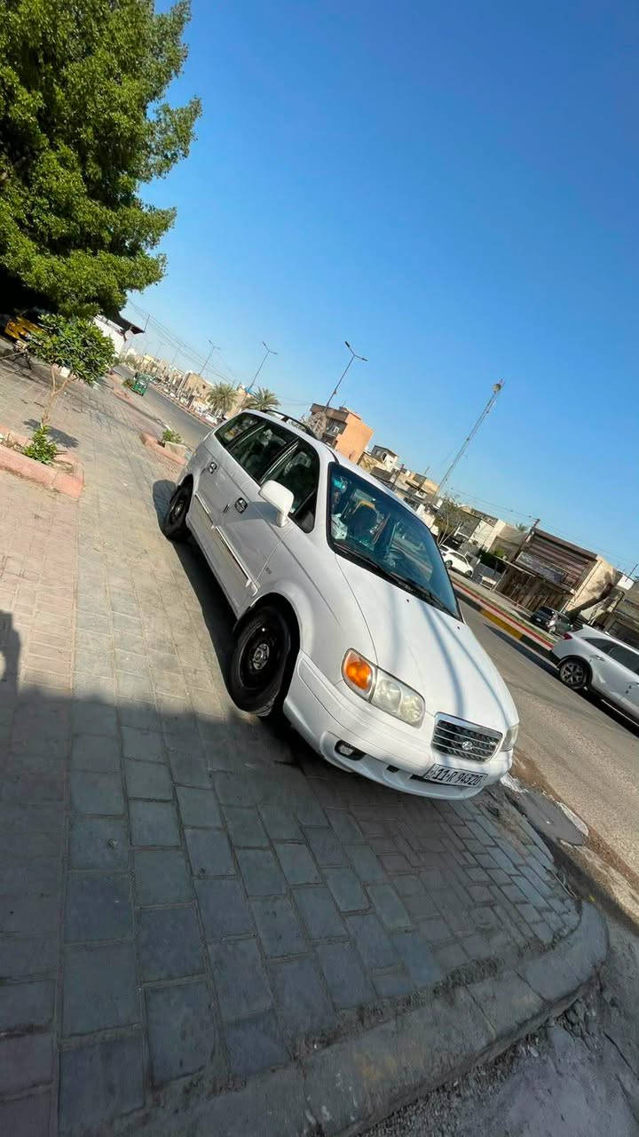 تراجيت موديل 2006 على وضع شركه تبريد شغال السيارة بأسمي العنوان بغداد الشعب السعر 75 وبيها مجال شرط التحويل للاستفسار اتصل ***********
