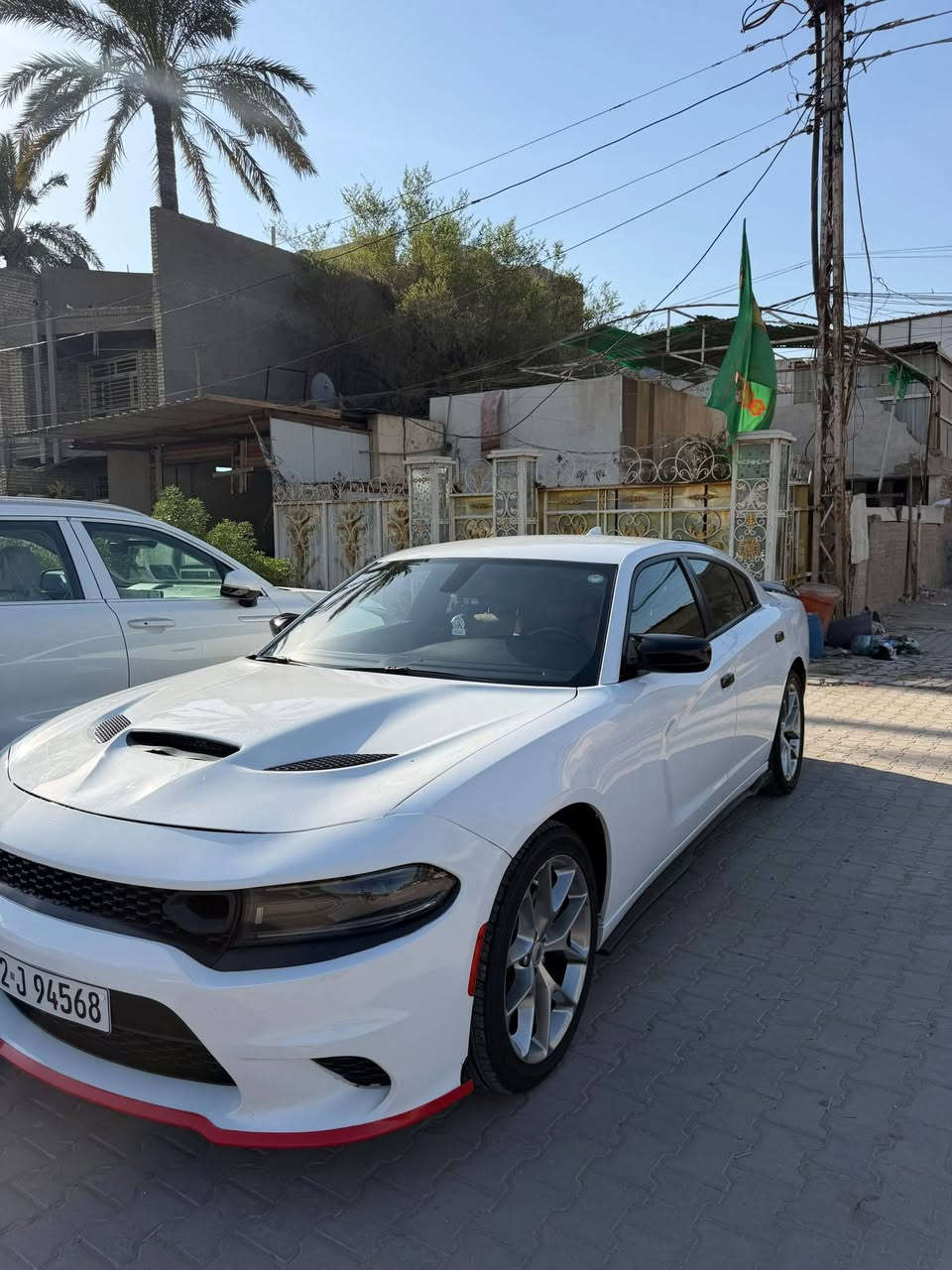 للبيع جارجر 22 sxT بلاس سياره جديده بمعنى الكلمه مال استخدام شخصي  ماشيه  ٤٣ ميل  ستوك شركه ريحة شركة #بيها فقط البند مبدل باقي بدون صبغ 
داخل لون مميز بلاد 
تدفئة تبريد مقاعد 
رادار جانبي 
خزن ميموري 
تدفئة ستيرن 
شاشة كبيرة 
مكانها شعب حي التجار سيارة باسمي 
***********
