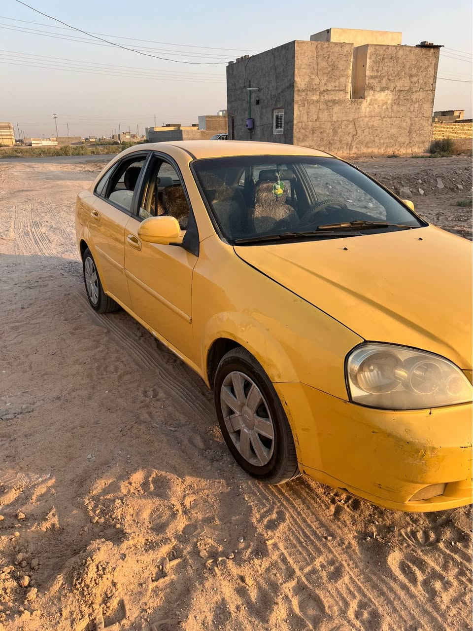 للبيع اوبترة مديل 2012 خليجي الون اصفر السيارة جاهزة كير و مكينة و تبريد مكفول البدي نضيف بي طخات قليلة السيارة ما بيها نقص مسنوية منتهية قبل 3 اشهر ب اسمي تحويل ثاني يوم العنوان البصرة المعقل قرب الساعة 
رقم الهاتف : ‭***********‬ البصرة, العراق
