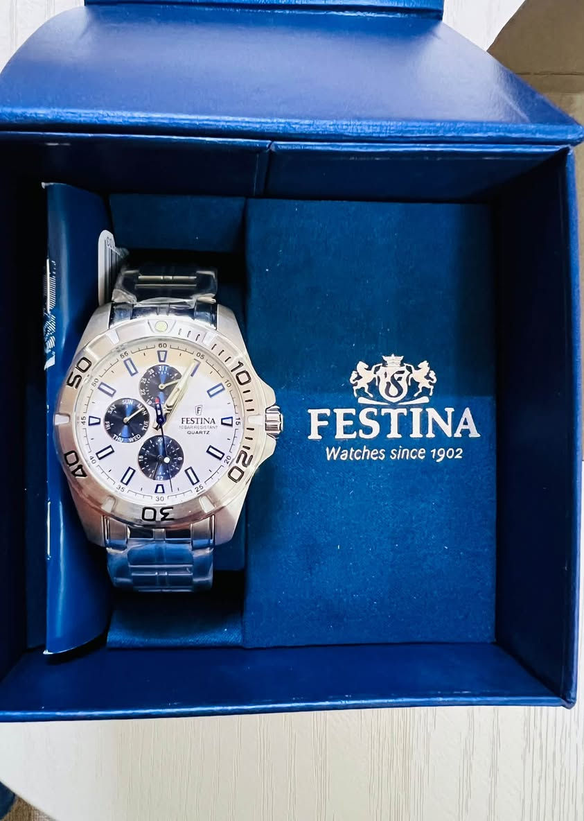 سلام عليكم اخوان
ساعة ماركة Festina جديدة بهاي شكل للبيع
