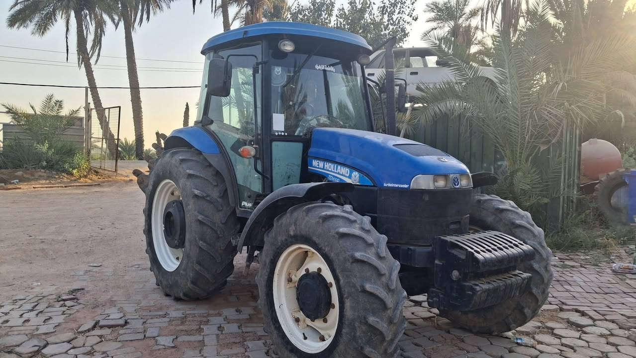 نيهولند كفالة عامة 2012 حجم 100 السعر ٢٣ وبيهة مجال تبريد شغال مابيهة اي نقص رقم ارييل مكاني نجف  ***********
