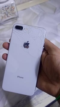 ايفون • ٦٤ • واتساب