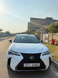 للبيع بـ 19.000$ Lexus UX250H 20 لكزس 2022 وارد أمريكي بدون دواخل  محر...