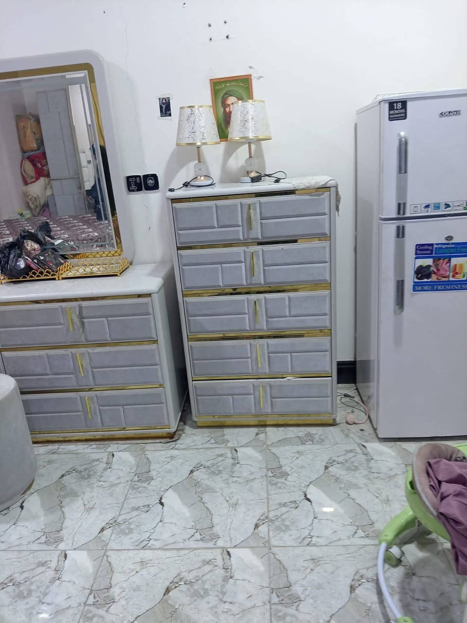 يل سلام عليكم  قرفة نوع تركي درجة اولا ثقيل مقذف سعرها مليونين وبيها مجال قليل استخداد قليل جدا لزبير محلة شمال للستفسار ***********
