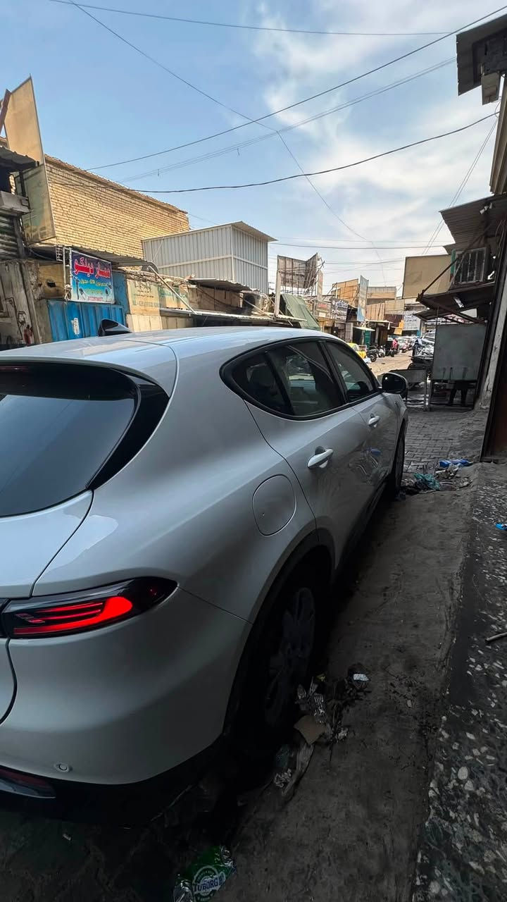 تحية طيبة دوج هورنت للبيع 2024 السيارة نقصها لايتات زوج وتغليف دشبول ويراد برمجة بوابة دعامية  هايبرد 1300 توربو 

تريد تاخذها كاملة 130 سعرها كامله ويا اللايتات 

اذا على حطتها 105 

السيارة ماشية 17 الف مايل 

*********** احمد نوري

