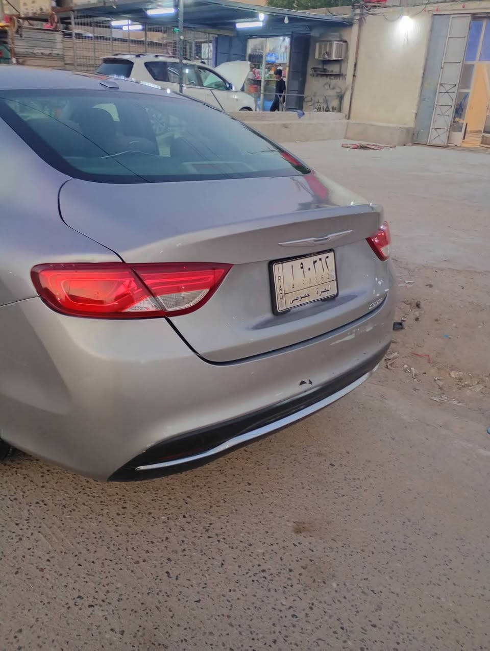 السلام وعليكم كرايسلر C200 مديل 2015
السياره فول مواصفات ماعده البنوراما السياره بيها 5 قطع 
محرك 4سلندر 2400 جديد 
كير 9 نمر جديد 
تبريد ثلج 
لايتات زنون 
تخم تاير جديد 
السياره ما ناقصه إيشي 

السعر 87 وبيها مجال 
اي ستفسار ***********
