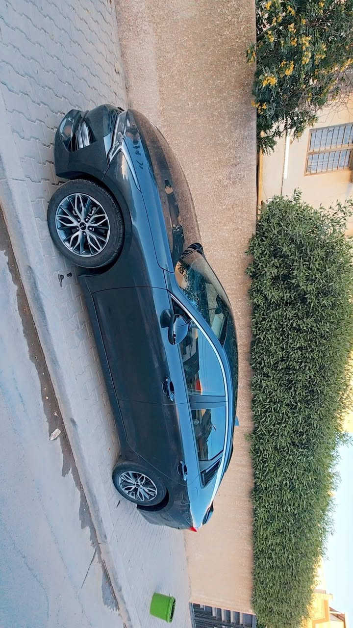 كيا كي فايف 2022 لون فيلي فول مواصفات عدا ألبانورامآ  
(Kia K5 2022)
رقمها بغداد الجديد
ألمواصفات :
▪️محرك 2000 دوش
▪️كير ماوس
▪️كاميرات 360 درجة
▪️دشبول شاشة
▪️مقاعد جلد
▪️تحكم كهرباء كرسي السائق
▪️مرايا شفط
▪️اشاير بالمري
▪️ابل كار بلي و اندرويد اوتو
▪️حساسات 360 درجة
▪️رادار امامي خلفي
▪️مثبت سرعة
▪️تتبع مسار
▪️اوتو ستوب
▪️اوتو هولد
▪️شاحن وايرلس
▪️تدفئة وتبريد كشنات السايق والراكب
▪️تدفئة ستيرن
▪️تشغيل عن بعد
▪️تغليف كل الجامات مانع حرارة
ماشية 50 الف كيلو تقريباً قابل للزيادة
ضررها جاملغ عكس السايق وصارت عندي طخه بالباب عكس السايق ع كد شبر انصبغت ع كدها موضح بالصور والسونار منشور أيضاً 
ألسعر 163$ 
مكاني : بغداد - ألاعظمية 
***********
***********
