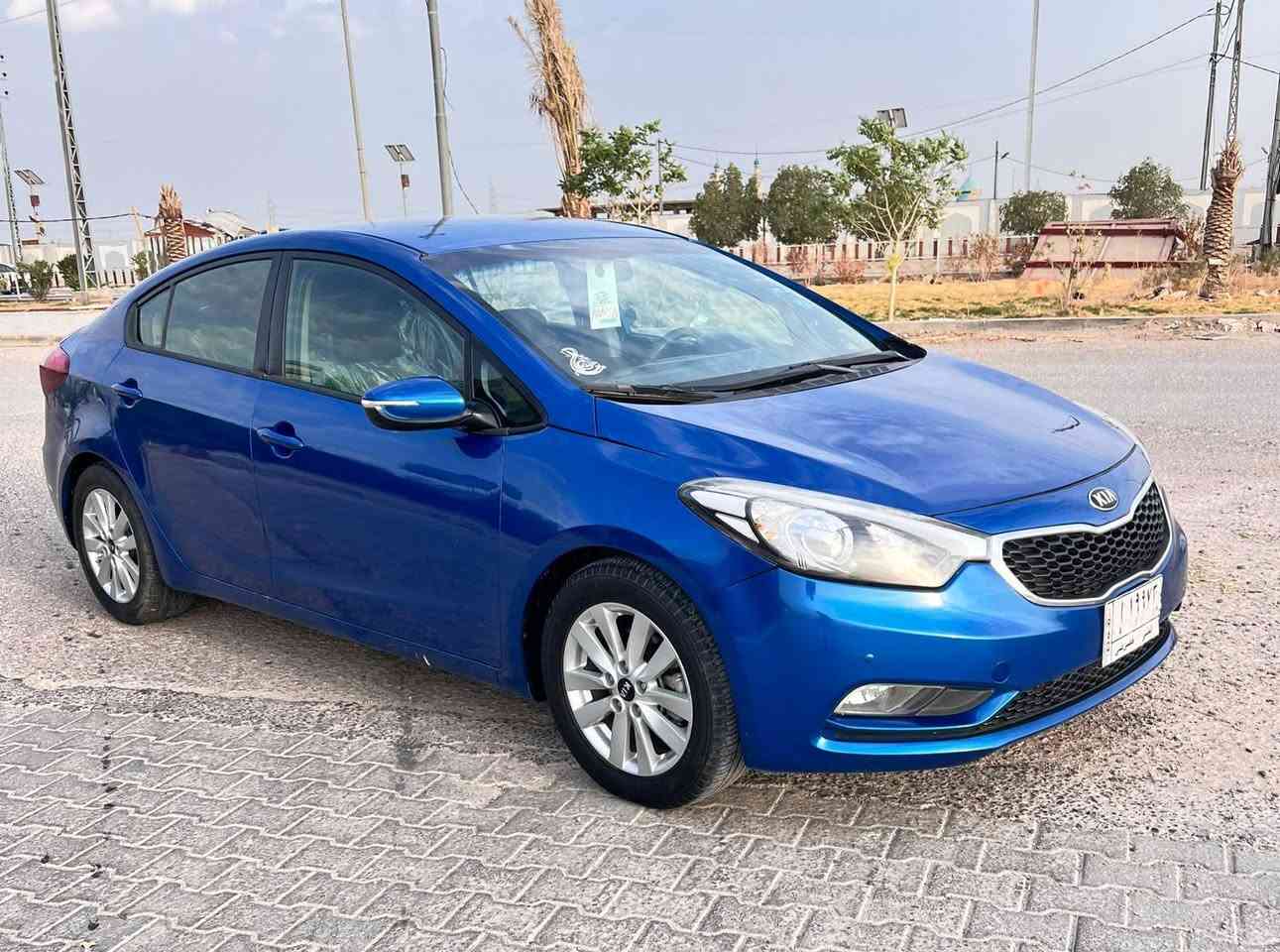 سلام عليكم كيه فورتي موديل 14جاهزه السياره كير مكينه حداديه تخم تاير كلشي شغال حادثه جاملغ خلفي بدون دواخل مصبوغه عام السيارهه للجماليه  ***********السعر 88وبيه مجال او مراوس ماكو مشكله

